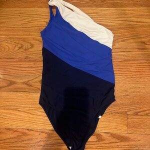 Summersalt The Sidestroke one piece women’s swimsuit